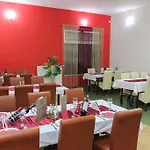 Seos 酒店 3*
