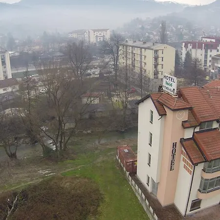 Hotel Seos 3*